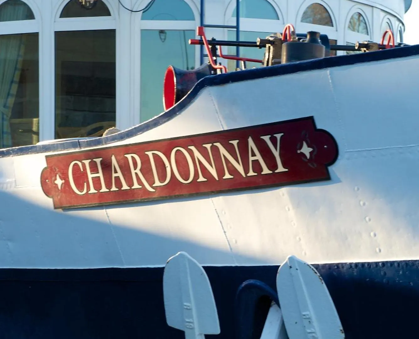 Bateau Hotel le Chardonnay Avignon 4*,