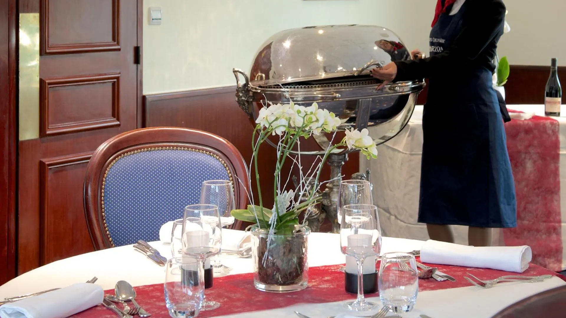 ****  Bateau Hotel le Chardonnay Avignon France