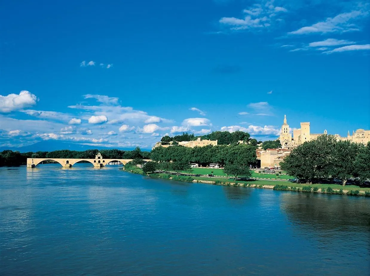 Bateau Hotel A Quai Le Chardonnay Avignon